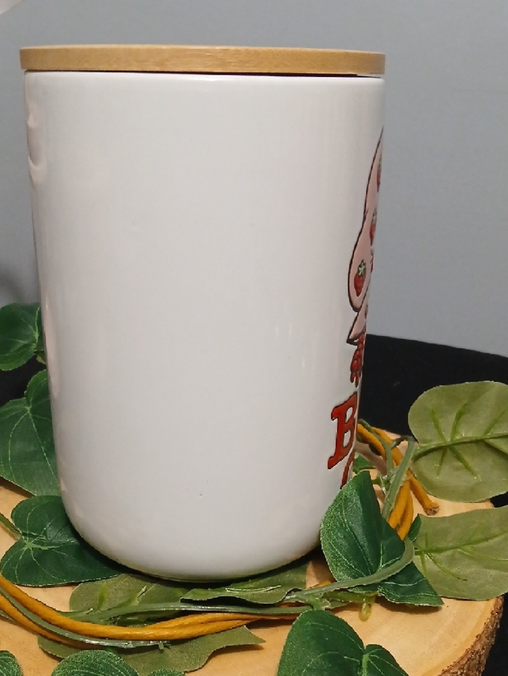 New! Strawberry Shortcake 'Berry Cute' Canister with Wooden Lid NWT - Picture 8 of 10